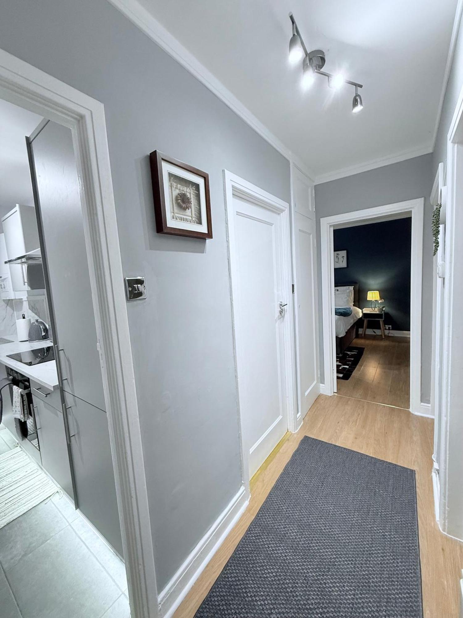 Staylondon - Sleeps 6 With Free Parking - Tourist, Concerts & Matches Extérieur photo