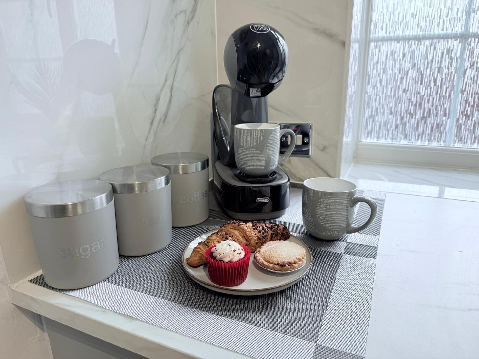 Staylondon - Sleeps 6 With Free Parking - Tourist, Concerts & Matches Extérieur photo