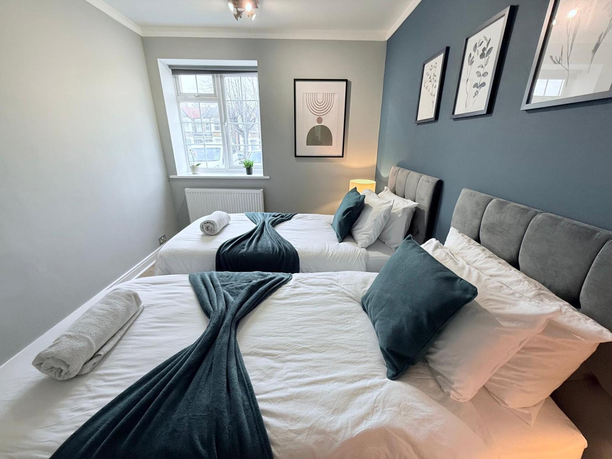 Staylondon - Sleeps 6 With Free Parking - Tourist, Concerts & Matches Extérieur photo