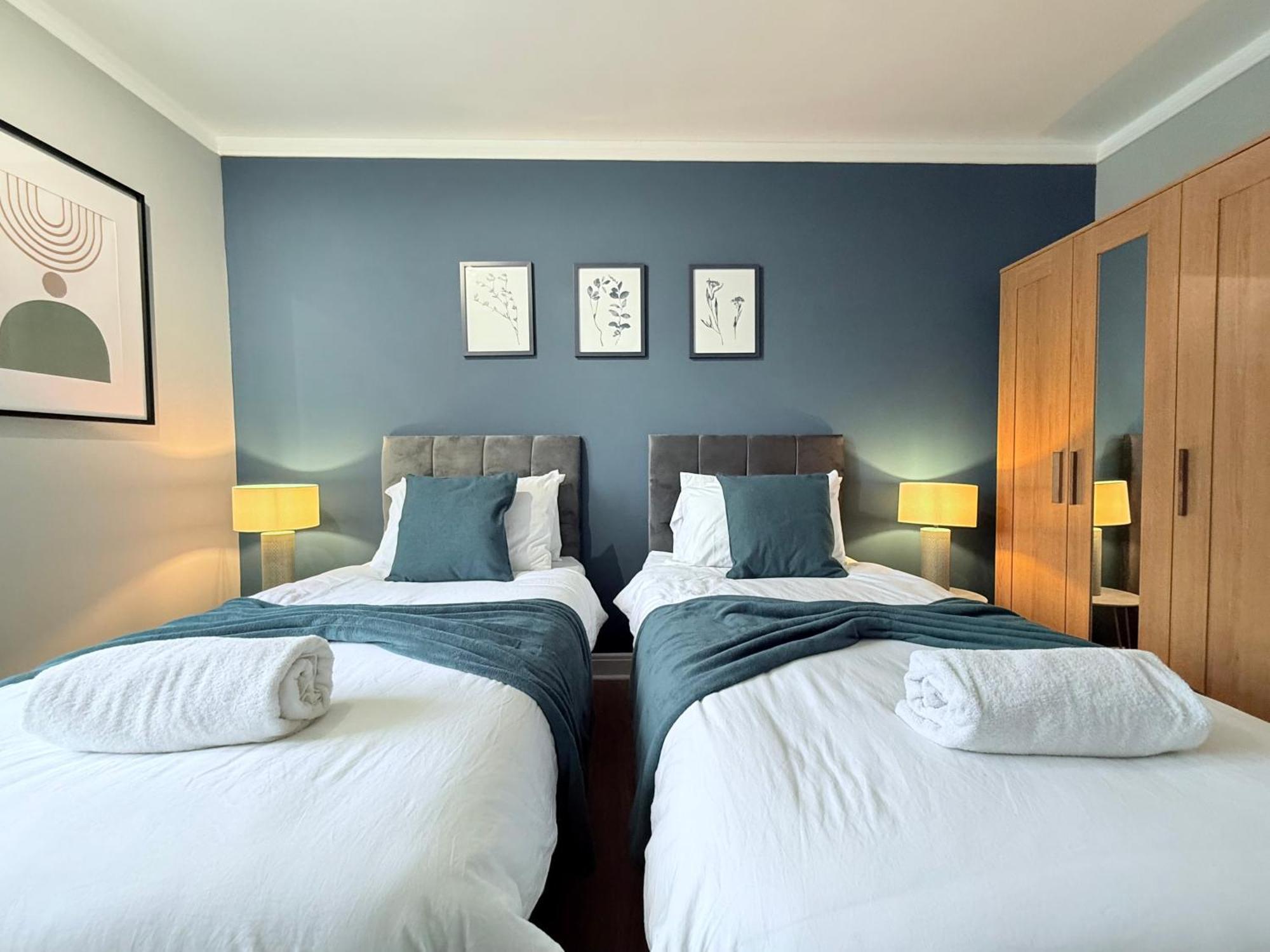Staylondon - Sleeps 6 With Free Parking - Tourist, Concerts & Matches Extérieur photo