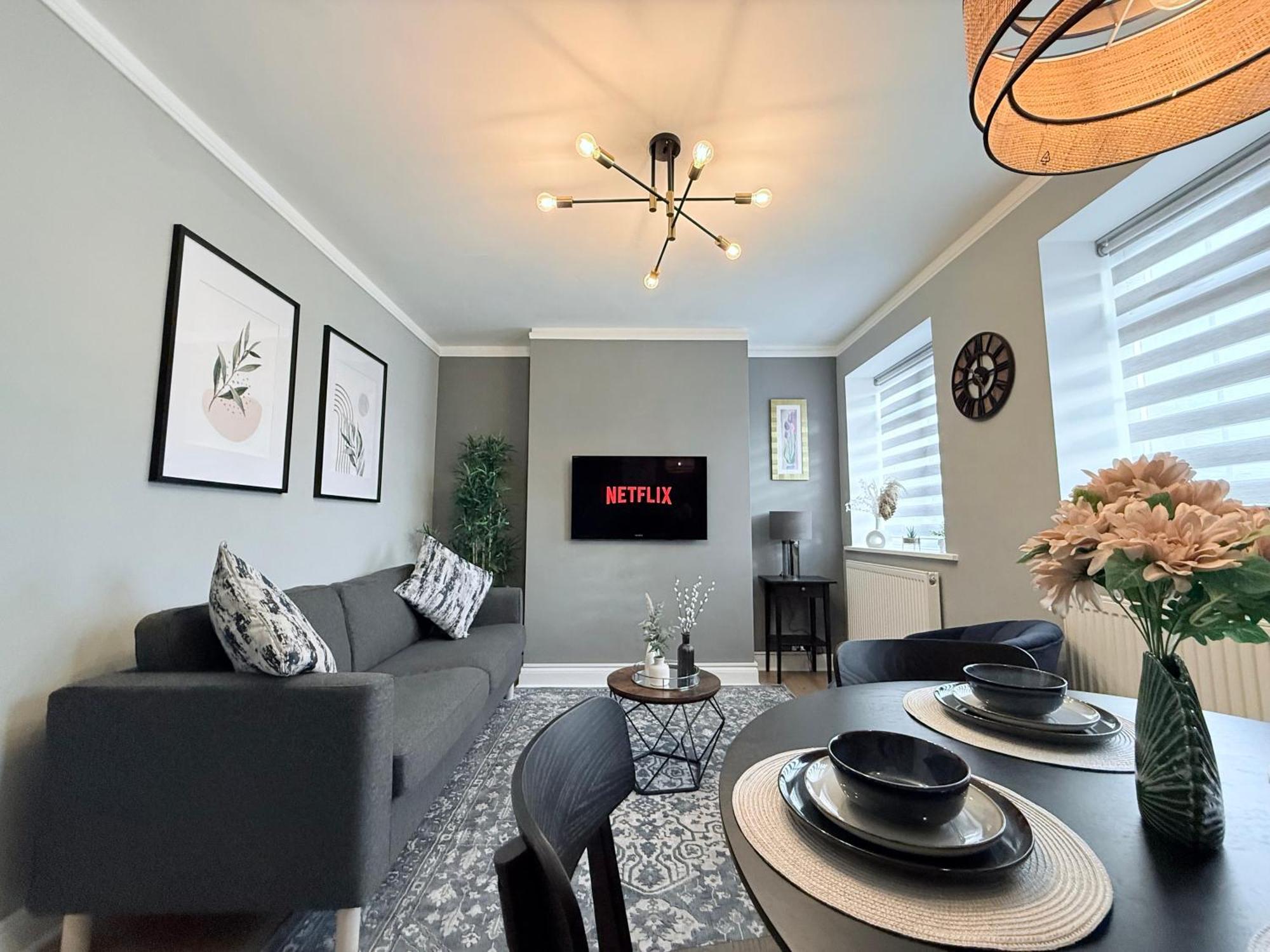 Staylondon - Sleeps 6 With Free Parking - Tourist, Concerts & Matches Extérieur photo